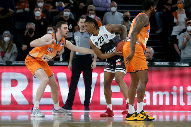 对于巴萨而 对于巴萨而