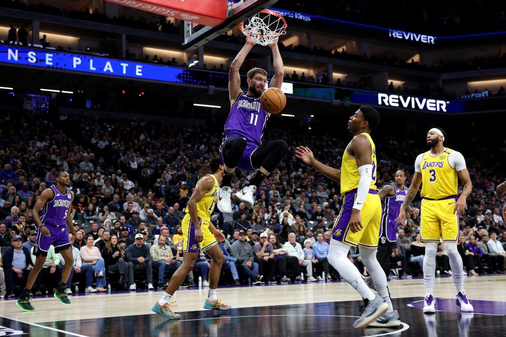 做出反应 做出反应